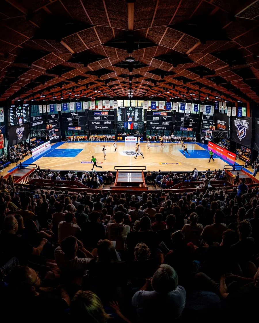 Basketball on Letná (USK Praha)